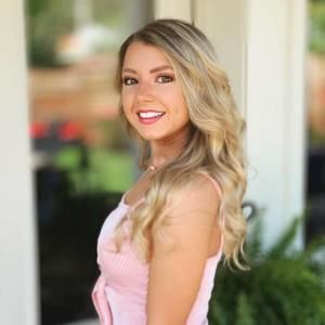 Meet your Posher, Brooke